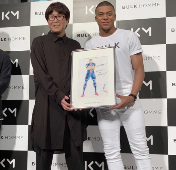 Mbappe và cha đẻ của bộ truyện tranh “Captain Tsubasa”.